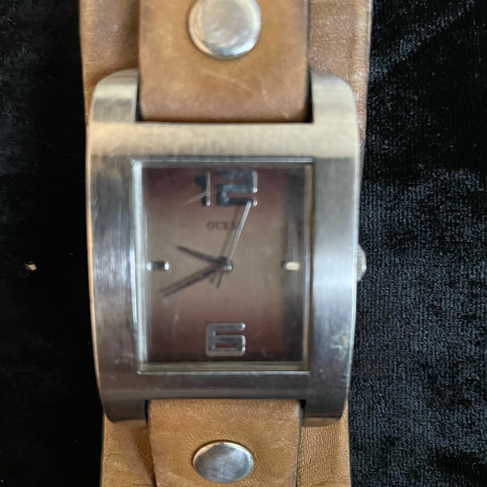 Brown Guess Women’s Watch G66550G